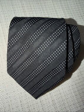 Excello GRENADA Black White Diagonal Stripes Woven Vintage Tie